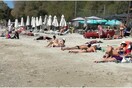 Οι Αθηναίοι στις παραλίες - Η σεζόν άνοιξε και τα μπάνια ξεκίνησαν