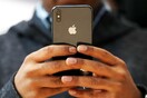To παράδοξο με τις πωλήσεις της Apple - Πουλάει λιγότερα iPhones, αλλά κάνει ρεκόρ κερδών