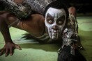 Μια παράσταση βουντού παρουσιάζεται σήμερα από το Circus Of Horrors