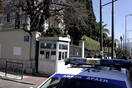Παρέμβαση αντιεξουσιαστών στην πρεσβεία της Ιταλίας στο κέντρο της Αθήνα