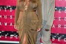 Η Κim Kardashian και ο Κanye West δίνουν στη δημοσιότητα την πρώτη φωτογραφία του μωρού τους