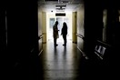 ΕΛΣΤΑΤ: Πολύ περισσότεροι οι θάνατοι από τις γεννήσεις στην Ελλάδα - Τα αποκαρδιωτικά στοιχεία