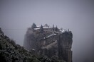 Τα Μετέωρα και η Μονή Ρουσάνου στα χιόνια και την ομίχλη
