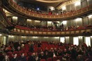 ΕΛΣΤΑΤ: Περισσότερες παραστάσεις αλλά λιγότεροι θεατές στα κρατικά θέατρα το 2017