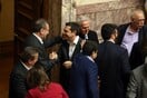 Πανηγυρισμοί και φιλιά στον Τσίπρα για την κύρωση της Συμφωνίας των Πρεσπών