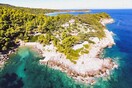 Porto Valitsa: Το «γαλατικό» ξενοδοχείο της Χαλκιδικής γίνεται 25 χρονών