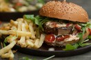 Easter Burgeristas: Το νέο Εaster Menu των Pax Burgers είναι εδώ