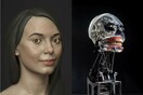 Ai-Da: Το πρώτο ρομπότ - καλλιτέχνης με τεχνητή νοημοσύνη ετοιμάζει δική του έκθεση