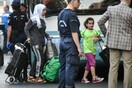 Εκκένωση κατάληψης: Πολλά παιδιά μεταξύ των 130 αλλοδαπών που απομακρύνθηκαν από κτίριο στην Αχαρνών