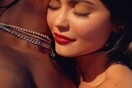 H Κάιλι Τζένερ στο Playboy - Ολόγυμνη στην αγκαλιά του Τράβις Σκοτ