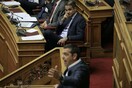 Βουλή: Κόντρα Τσίπρα - Μητσοτάκη για τις σπουδές τους και το πώς πέρασαν στο πανεπιστήμιο