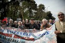 Οι συνταξιούχοι καταγγέλλουν αυθαίρετες περικοπές σε 300.000 επικουρικές από το 2016 - Πάνω από 1 δισ. ευρώ