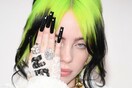 Billie Eilish: Η νεαρή ποπ σταρ που εκπροσωπεί τη θλίψη μιας ολόκληρης εποχής