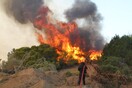 Φωτιά στον Βαρνάβα: Εκκενώθηκε παιδικός σταθμός - Προσγειώθηκε πυροσβεστικό ελικόπτερο λόγω κεραυνών