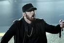 Όσκαρ 2020: O Eminem εμφανίστηκε ξαφνικά στη σκηνή, 17 χρόνια μετά τη βράβευση που είχε αγνοήσει