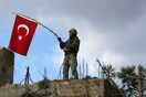 H Τουρκία δηλώνει πως οι Κούρδοι έκαναν βρώμικη συμφωνία και πως θα συνεχίσει την επίθεση, με ή χωρίς τη στήριξη του κόσμου