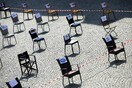 Άδειες καρέκλες στις πλατείες - Σήμερα η διαμαρτυρία για τα εστιατόρια, καφέ και μπαρ