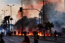 Μολότοφ και χημικά έξω από την αμερικανική πρεσβεία - Κλειστοί σταθμοί του μετρό