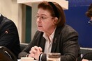 Η Λίνα Μενδώνη αποκαλύπτει τα σχέδια στήριξης των καλλιτεχνών