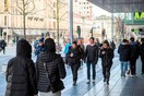«Αφήσαμε τη φωτιά να καίει»: Αυξάνονται οι θάνατοι από κορωνοϊό στη Σουηδία