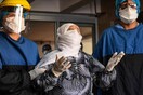 Κορωνοϊός: H Τουρκία γιορτάζει για 93χρονη αγρότισσα που ανάρρωσε