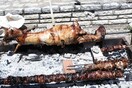 Βόλος: «Θα ψήνω πρόβειο κεμπάμ & κοκορέτσι» - Απείλησε την ΕΛ.ΑΣ στα social media και σχηματίστηκε δικογραφία