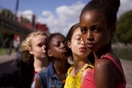 Cuties: Η ταινία-«σκάνδαλο» του Netflix είναι μια διεισδυτική ματιά στα προεφηβικά ναρκοπέδια