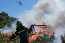 Φωτιά στα Καλύβια: Εκκενώθηκε προληπτικά o οικισμός Φέριζα κι ένα οικοτροφείο