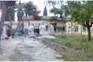 Στoν σιωπηλό κόσμο του Λυσσιατρείου