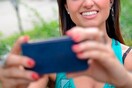 Οι σέξι selfies μπορεί να αναστατώνουν τους γονείς, αλλά είναι αναπόσπαστο κομμάτι της σημερινής εφηβείας.