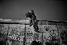 1989: Παραμονή Πρωτοχρονιάς στο τείχος του Βερολίνου 