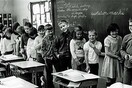 Μια δασκάλα που έδωσε στους μαθητές της να καταλάβουν στην πράξη τι εστί φυλετική διάκριση!