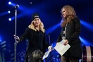 Η Μadonna υποδέχεται τις Pussy Riot στη συναυλία της Διεθνούς Αμνηστίας