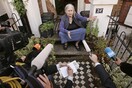 Η στιγμή που η η Ντόρις Λέσινγκ έμαθε, ζωντανά στον αέρα, ότι κέρδισε το Νόμπελ Λογοτεχνίας (2007)