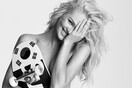 O KAWS, οι σανίδες της Supreme, και η πανέμορφη Candice Swaneepoel