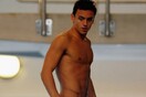 O 19χρονος κολυμβητής Tom Daley αποκαλύπτει ότι είναι bisexual [Βίντεο]