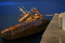 «Νυχτερινή βάρδια» του Άρη Λυχναρά. Ο Πειραιάς τη νύχτα