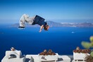 Freeruning με πίστα τη Σαντορίνη