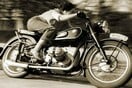Οι πρώτες μηχανόβιες (1920 -1973)