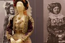 Ελληνική παράδοση και γυναικείες φορεσιές στο Λονδίνο