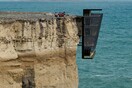 Το σπίτι που κρέμεται από ένα γκρεμό της Αυστραλίας