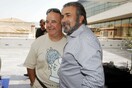 Γιατί κάνει την πάπια τώρα ο Λαζόπουλος;