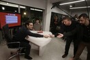 Όταν το τουίτερ τρόλαρε τον Τσίπρα - και άλλες 10 προεκλογικές φωτογραφίες
