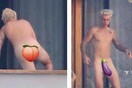 Ο πατέρας του Bieber καμαρώνει για τις γυμνές φωτογραφίες του γιου του