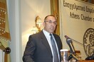 Αυτός εδώ ο κύριος συγκυβερνά από σήμερα τη χώρα