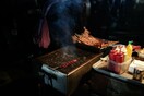Πώς η οικονομική κρίση αντί να μας αδυνατίζει, μας παχαίνει