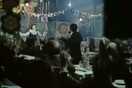 "Όλο κάτι γέροι μ' αγαπούσαν..."