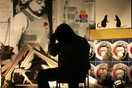 Banksy: Η ιστορία του πιο αμφιλεγόμενου καλλιτέχνη στον κόσμο