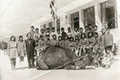 Σαν σήμερα, καταργείται το 1982 η σχολική ποδιά