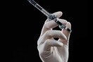 Πολιτική θύελλα για τους εμβολιασμούς κυβερνητικών: Η λίστα με τους «126» και η καταγγελία στο «Σωτηρία»